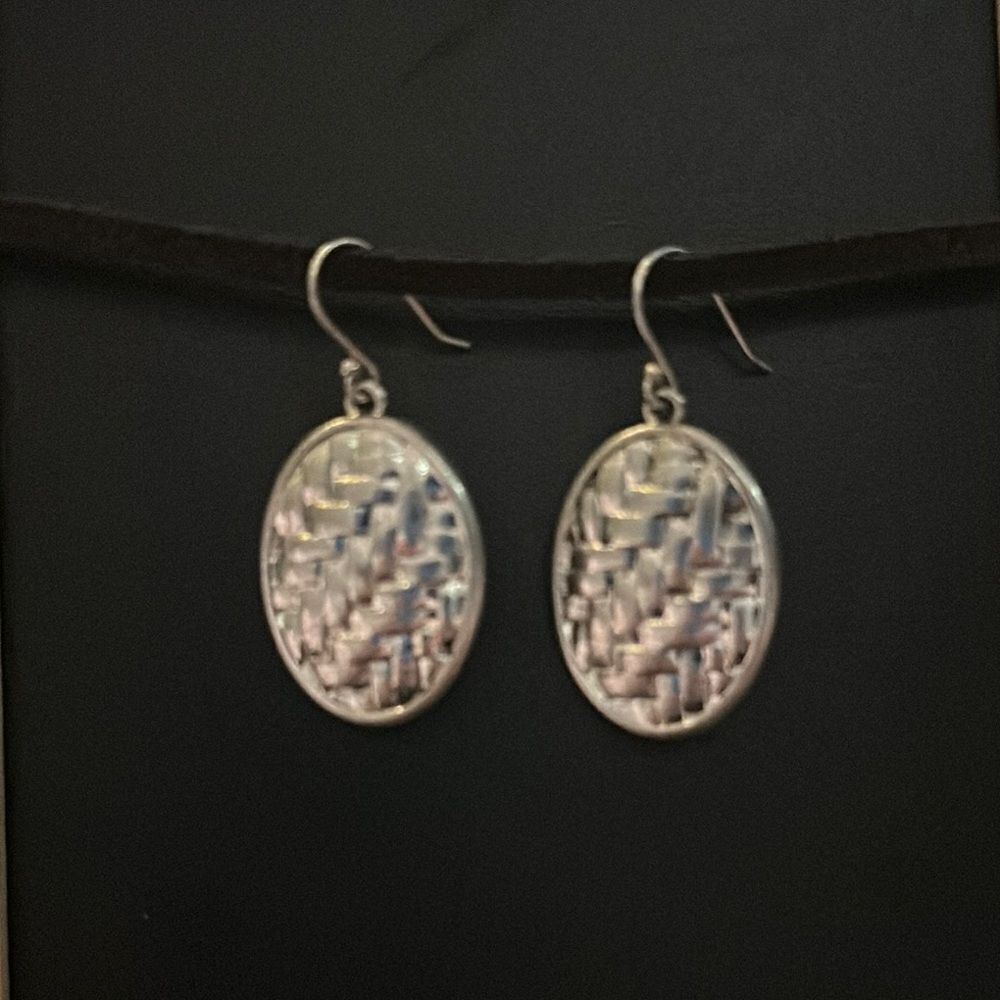 Silver Oval Woven Pattern Earrings